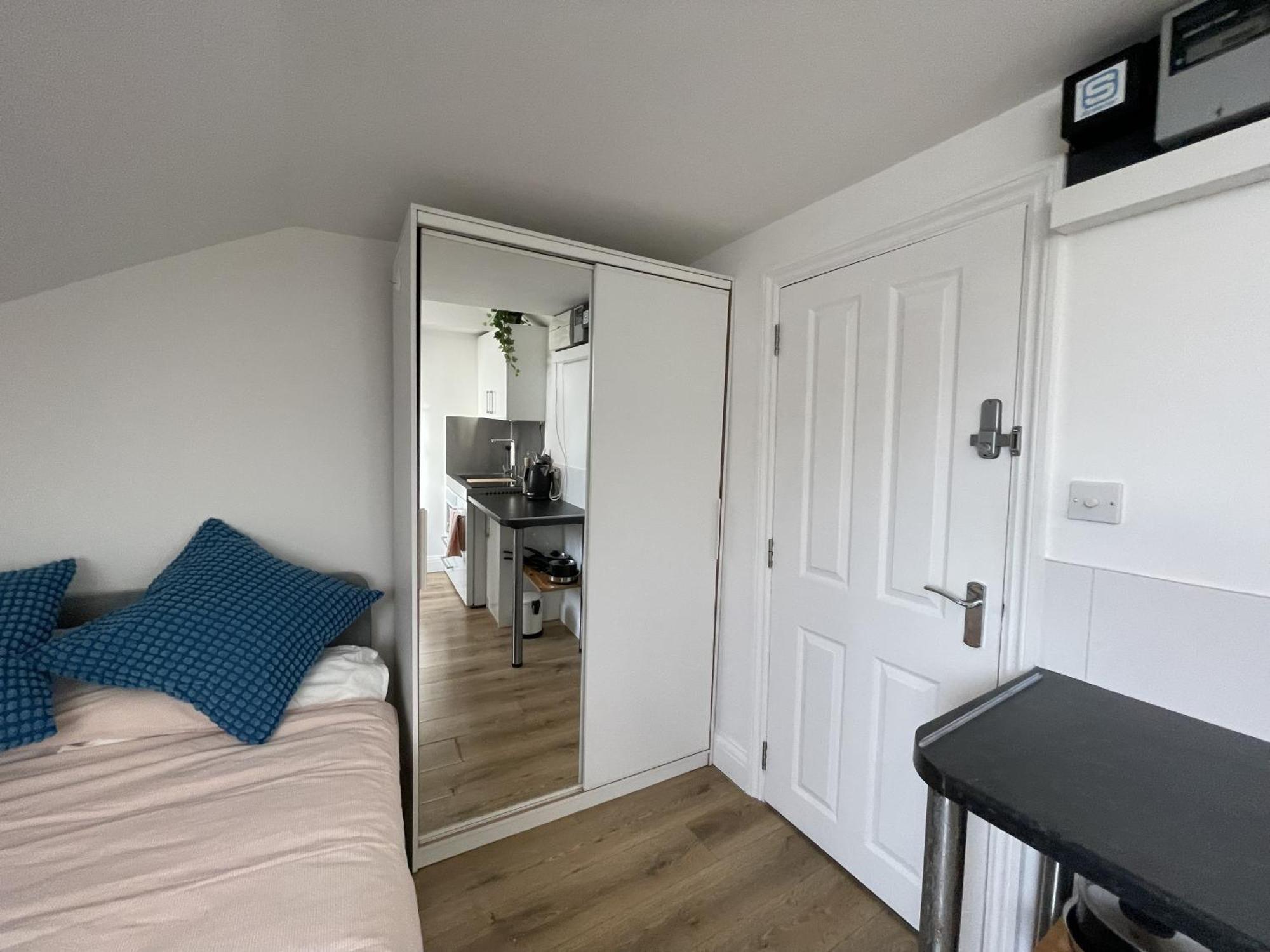 Apartment London Studio Stays